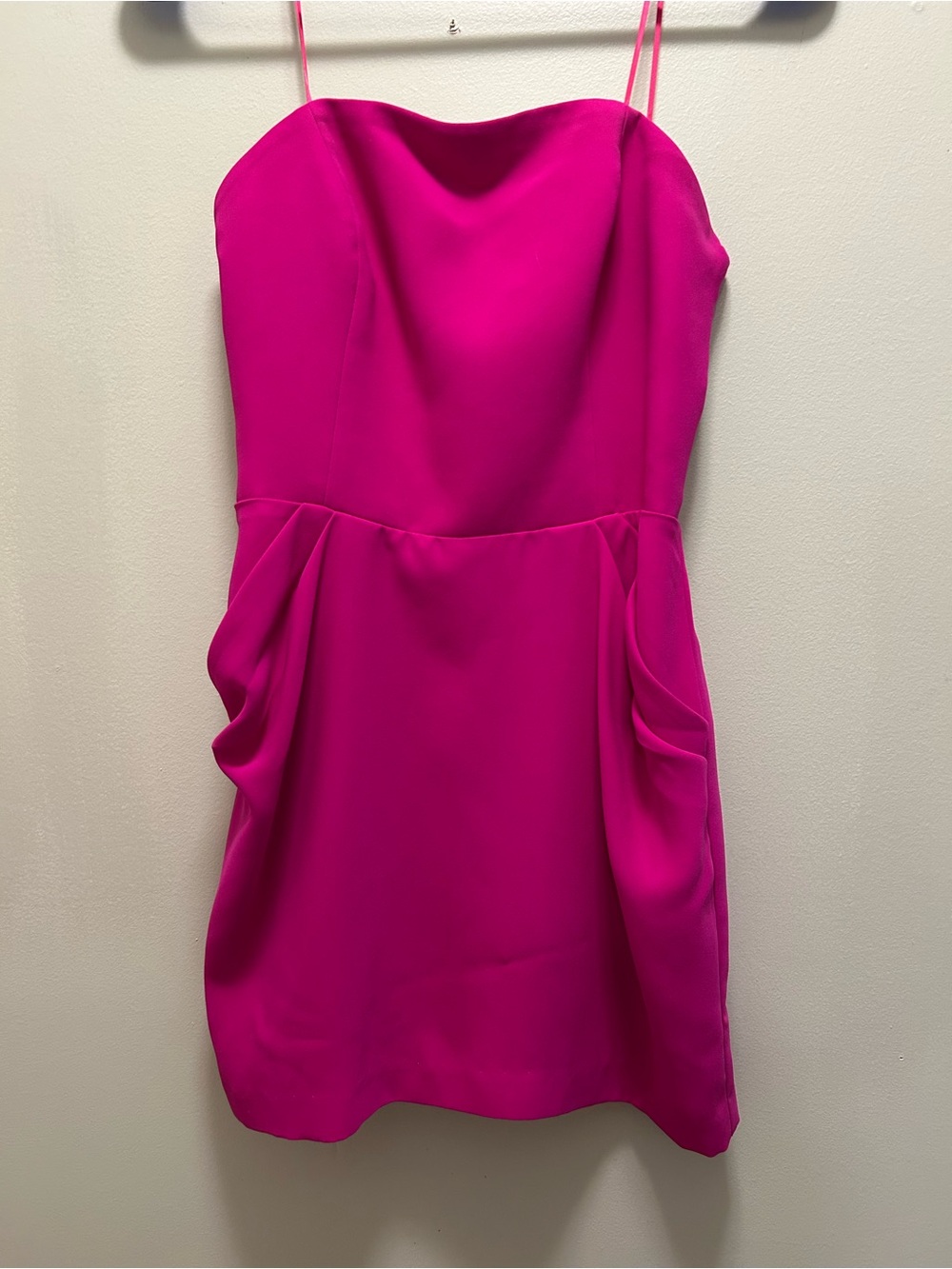 Magenta strapless Mini Dress